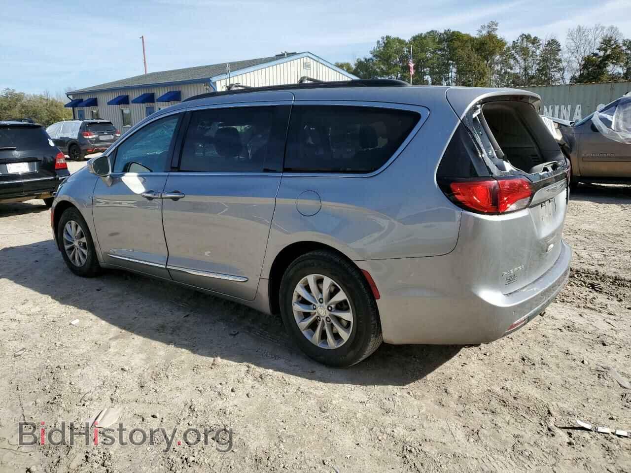 2017 CHRYSLER PACIFICA - VIN: 2C4RC1BG7HR720086 - Фото 2