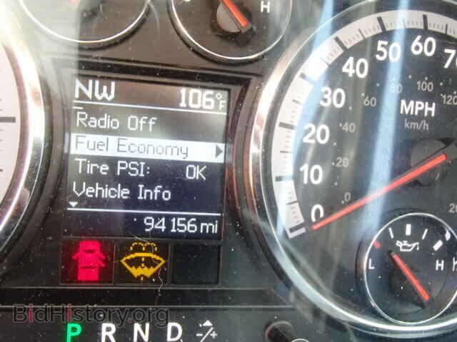 2011 DODGE RAM 1500 - VIN: 1D7RB1CT0BS654751 - Фото 8