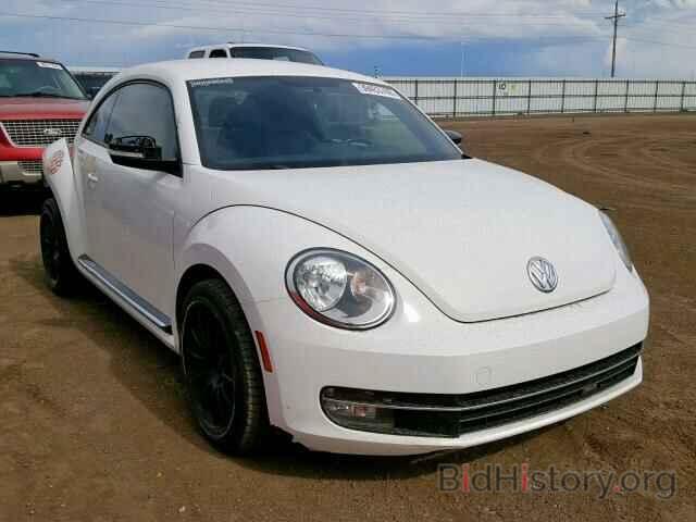 Photo 3VW4A7AT7CM631892 - VOLKSWAGEN BEETLE 2012