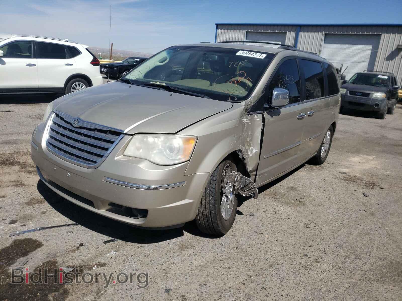 2008 CHRYSLER MINIVAN - VIN: 2A8HR64X18R805728 - Фото 2