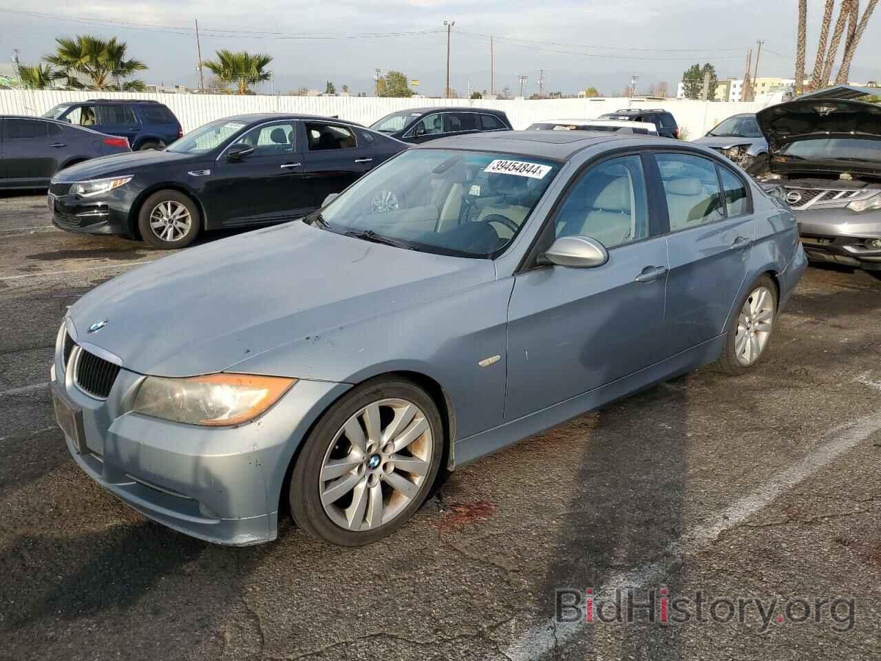 Photo WBAVC53508FZ89067 - BMW 3 SERIES 2008