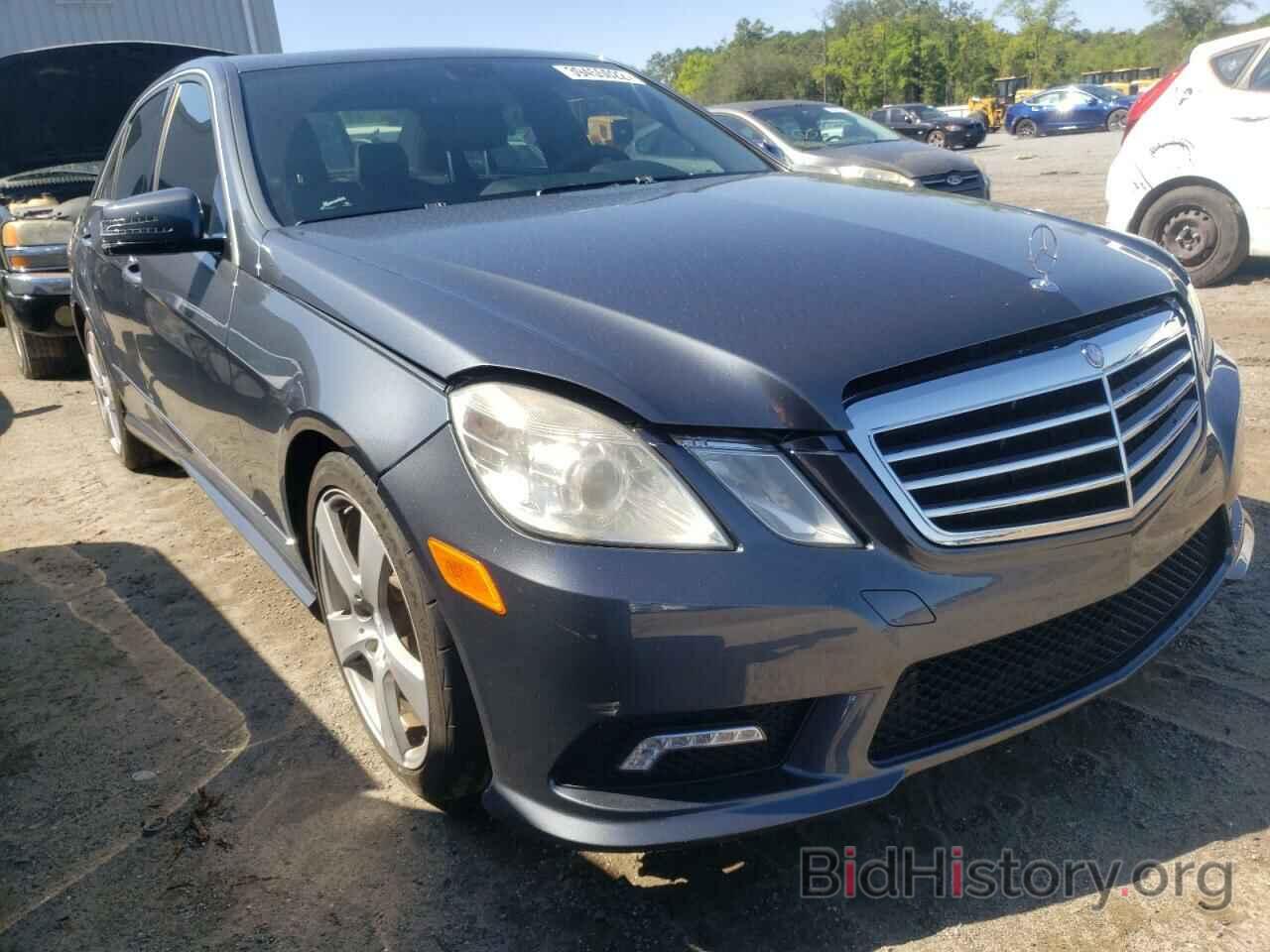 Photo WDDHF5GB0BA386024 - MERCEDES-BENZ E-CLASS 2011