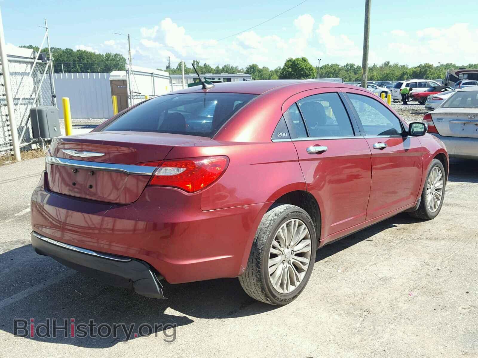 2011 CHRYSLER 200 - VIN: 1C3BC2FB4BN602012 - Photo 4