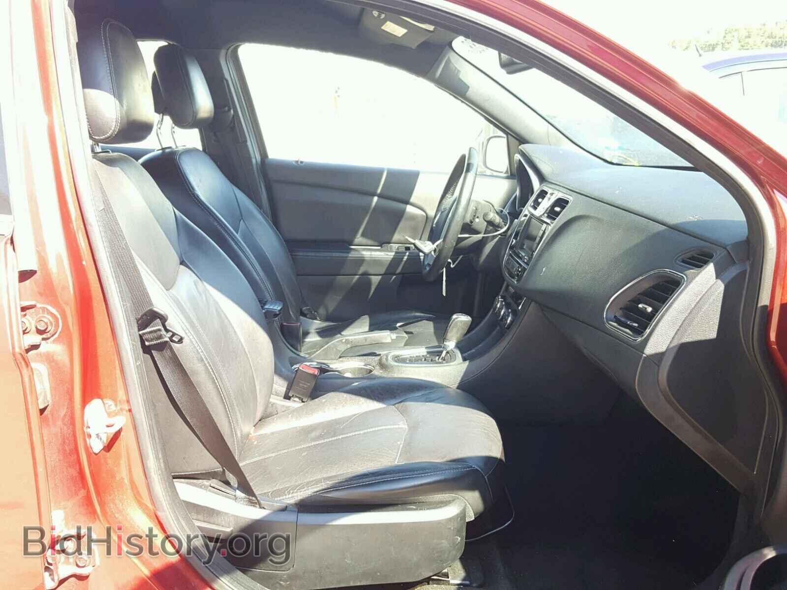2011 CHRYSLER 200 - VIN: 1C3BC2FB4BN602012 - Photo 5