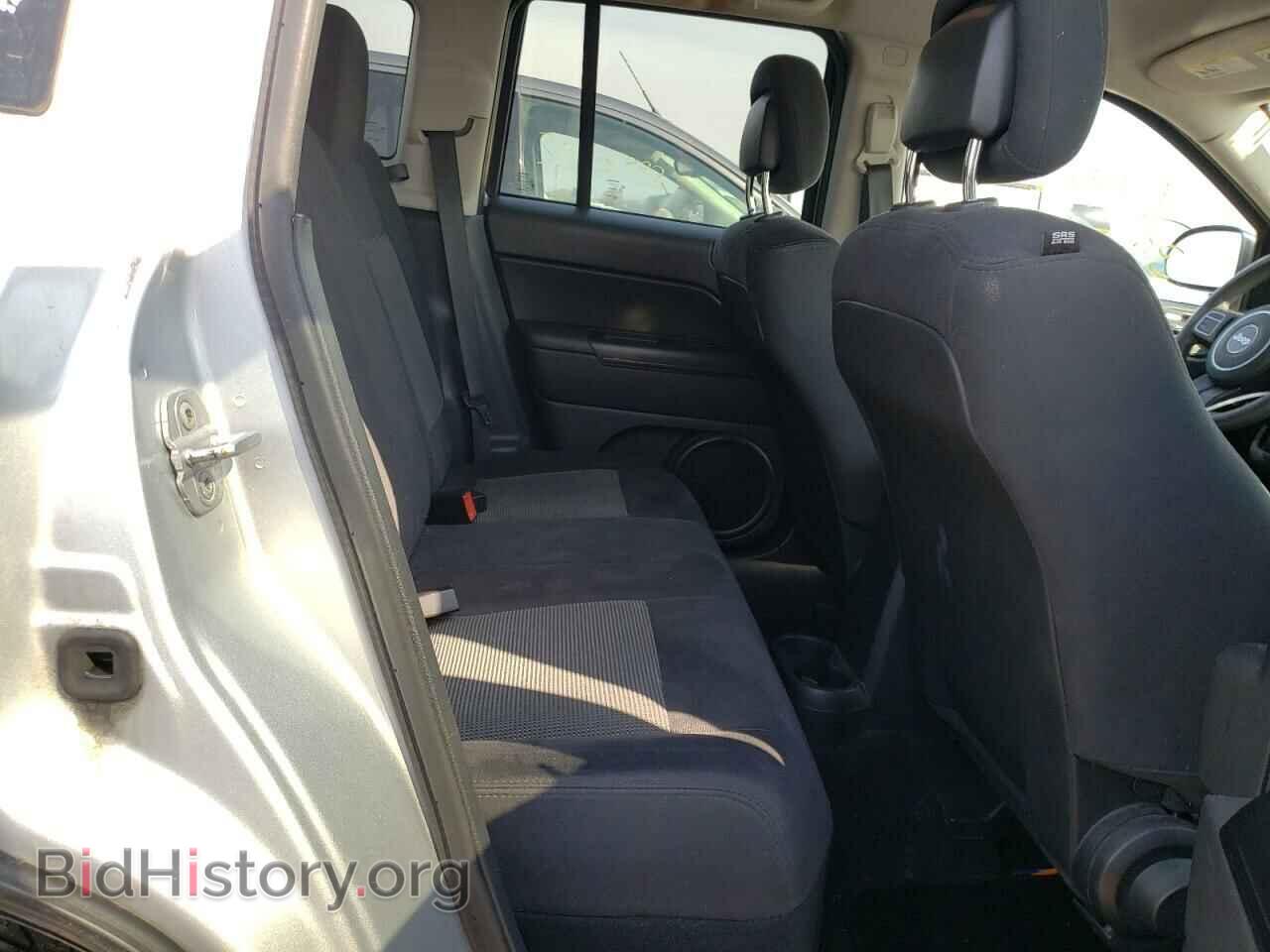2011 JEEP COMPASS - VIN: 1J4NF1FBXBD255960 - Фото 6