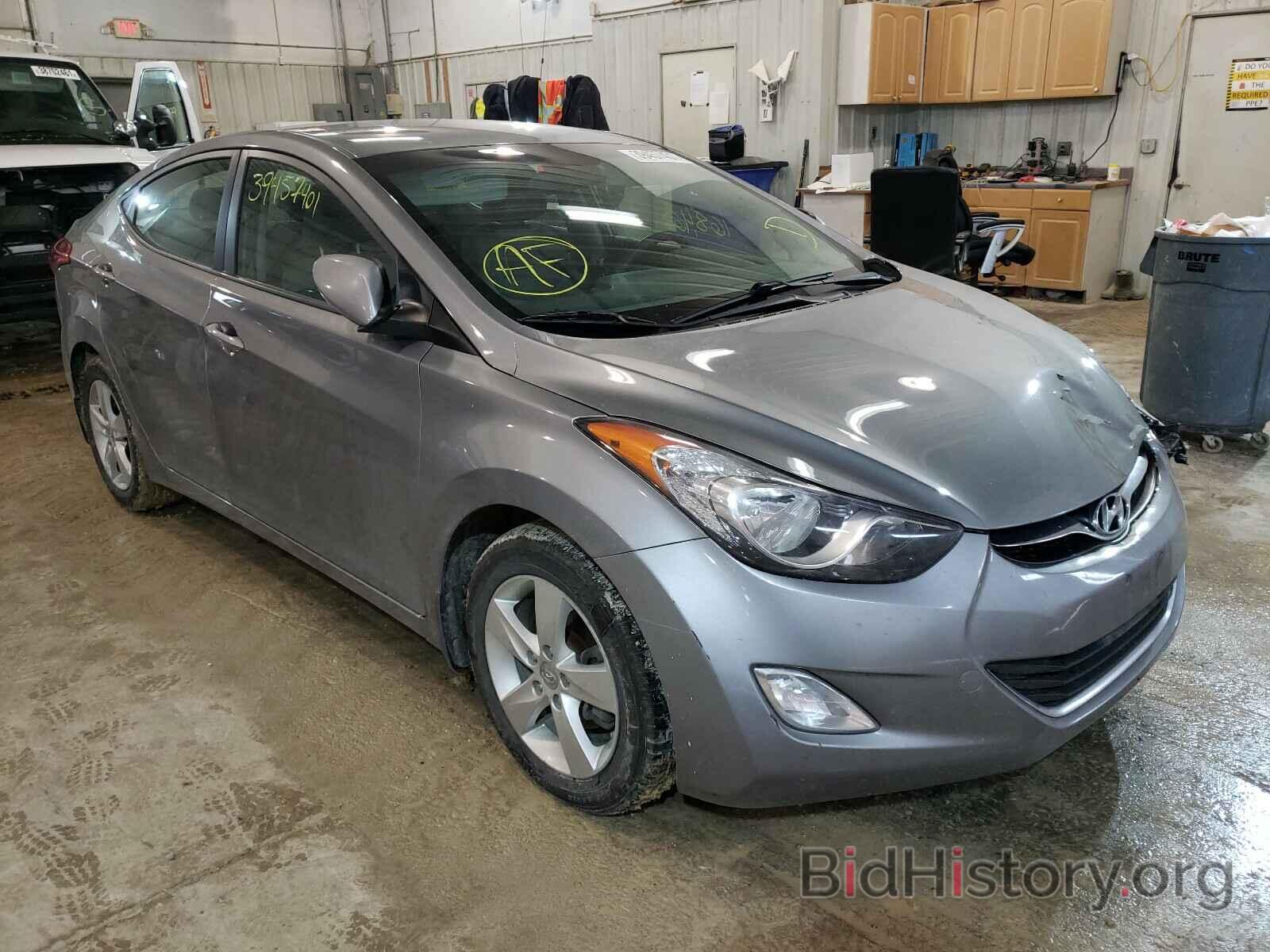 Photo KMHDH4AE2DU942735 - HYUNDAI ELANTRA 2013