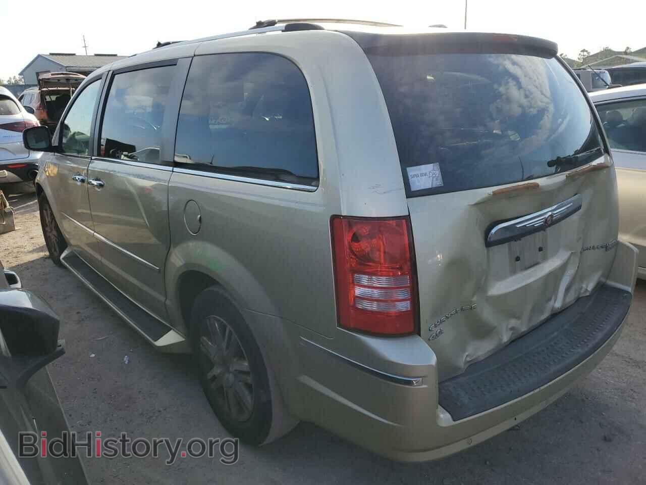2010 CHRYSLER MINIVAN - VIN: 2A4RR7DX8AR406025 - Photo 2
