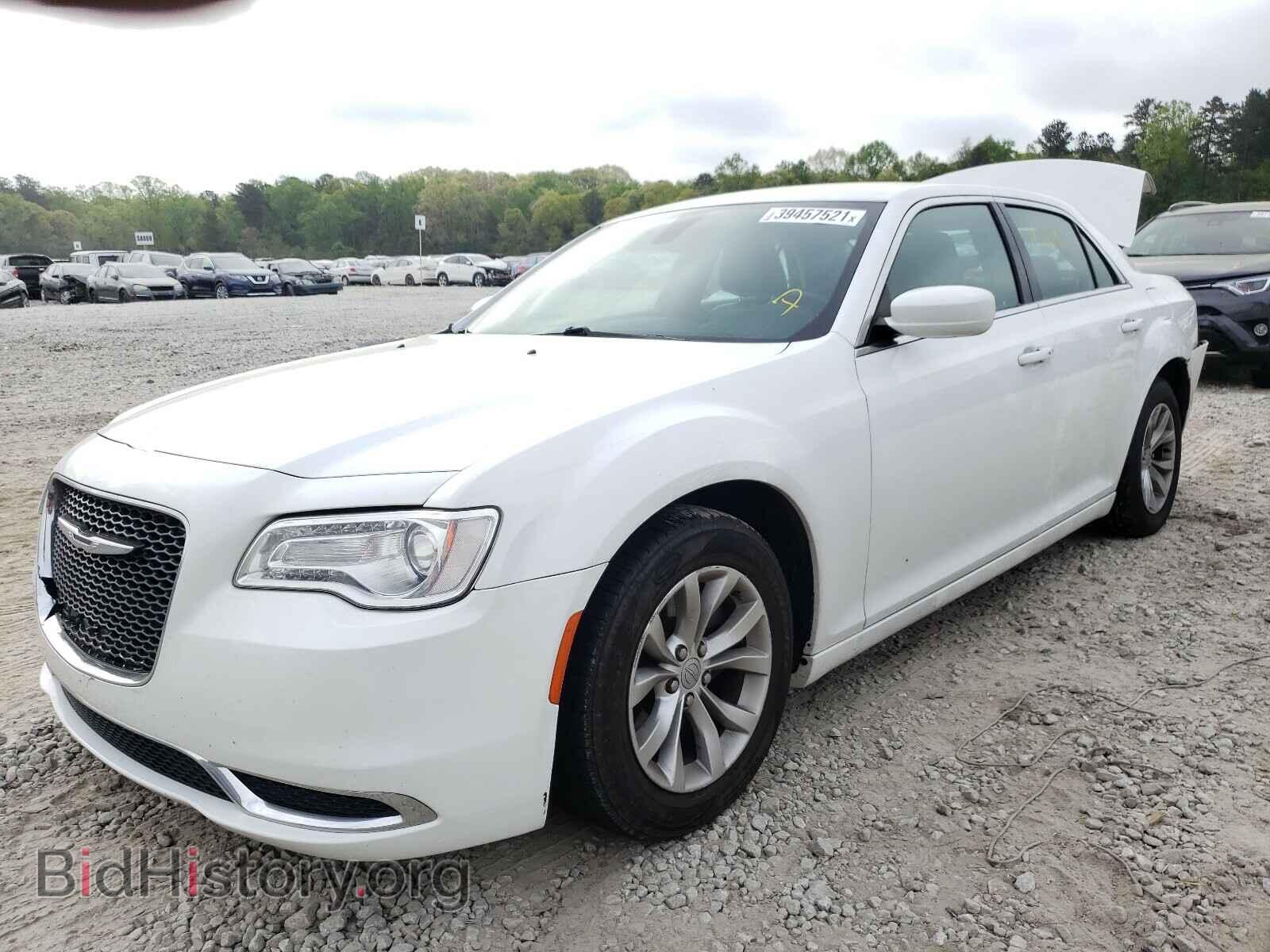 2015 CHRYSLER 300 - VIN: 2C3CCAAGXFH760404 - Фото 2