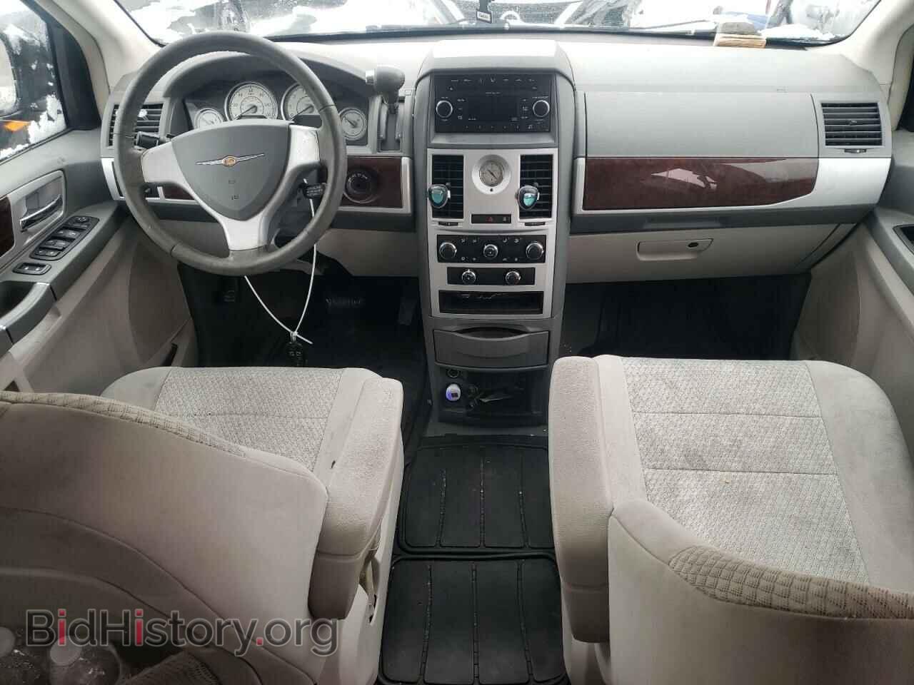 2010 CHRYSLER MINIVAN - VIN: 2A4RR5D12AR105315 - Фото 8
