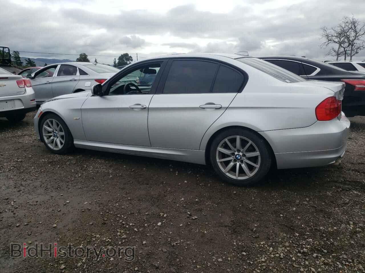 2011 BMW 3 SERIES - VIN: WBAPH5C50BA444372 - Фото 2