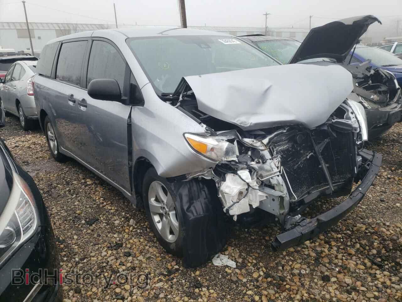 Photo 5TDZZ3DC2JS957246 - TOYOTA SIENNA 2018