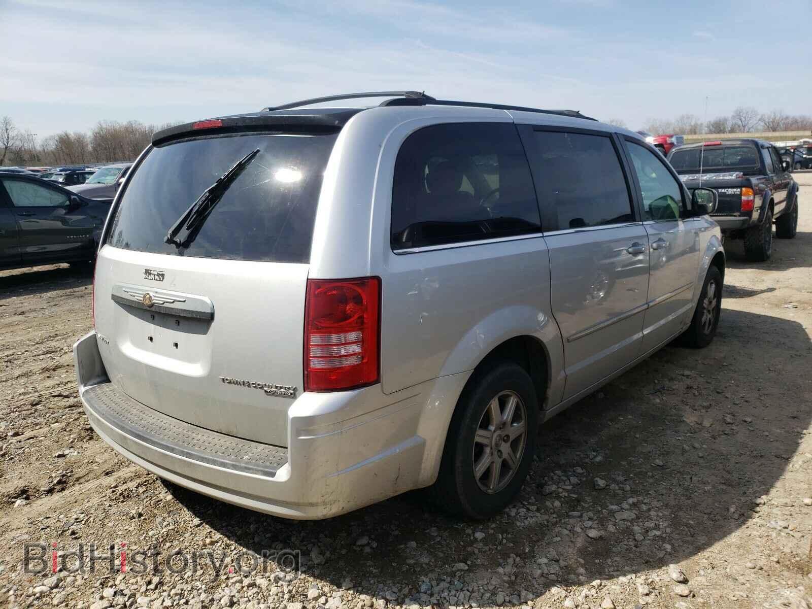 2010 CHRYSLER MINIVAN - VIN: 2A4RR5D17AR412737 - Фото 4