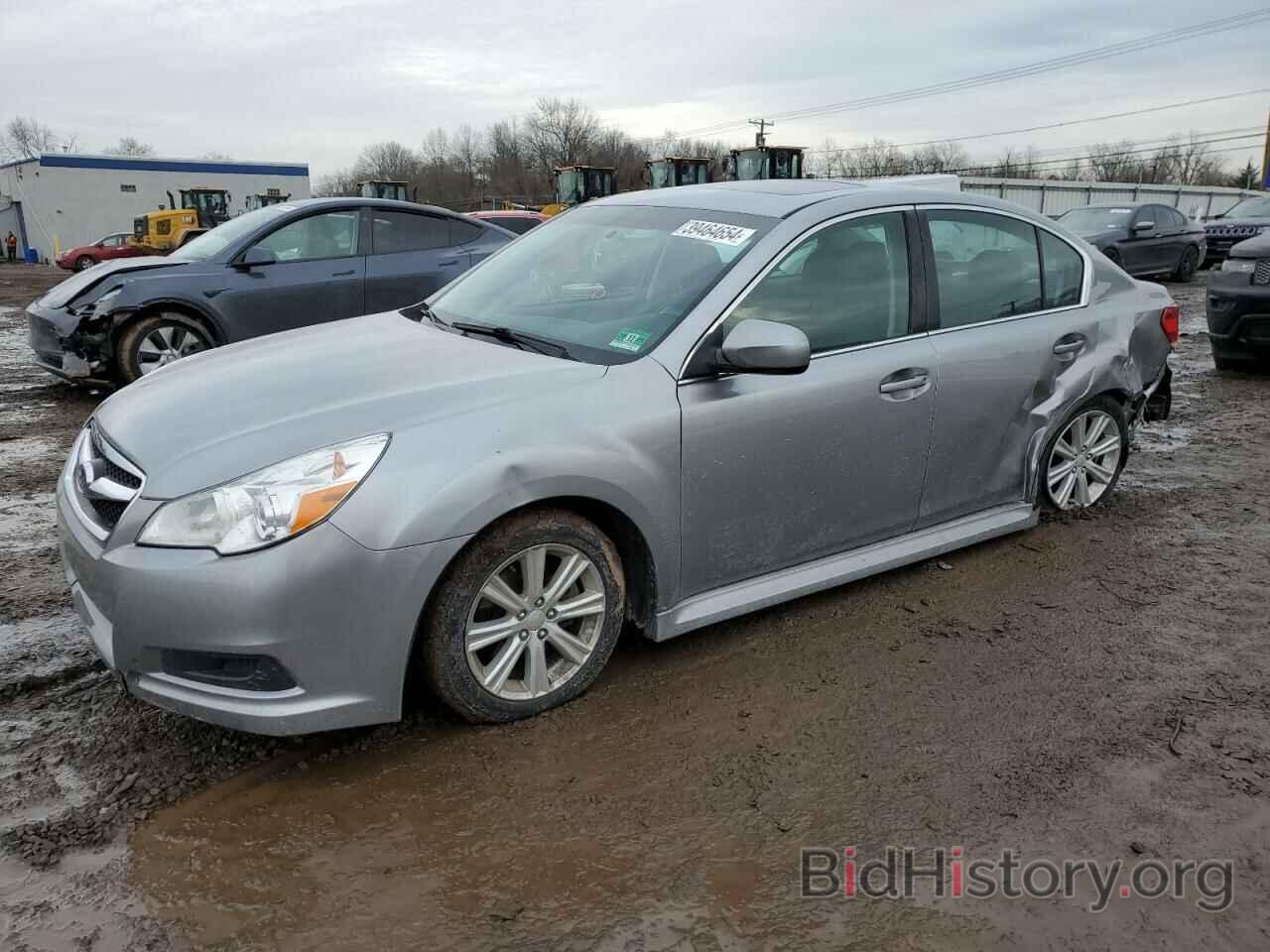 Photo 4S3BMBG62B3228067 - SUBARU LEGACY 2011