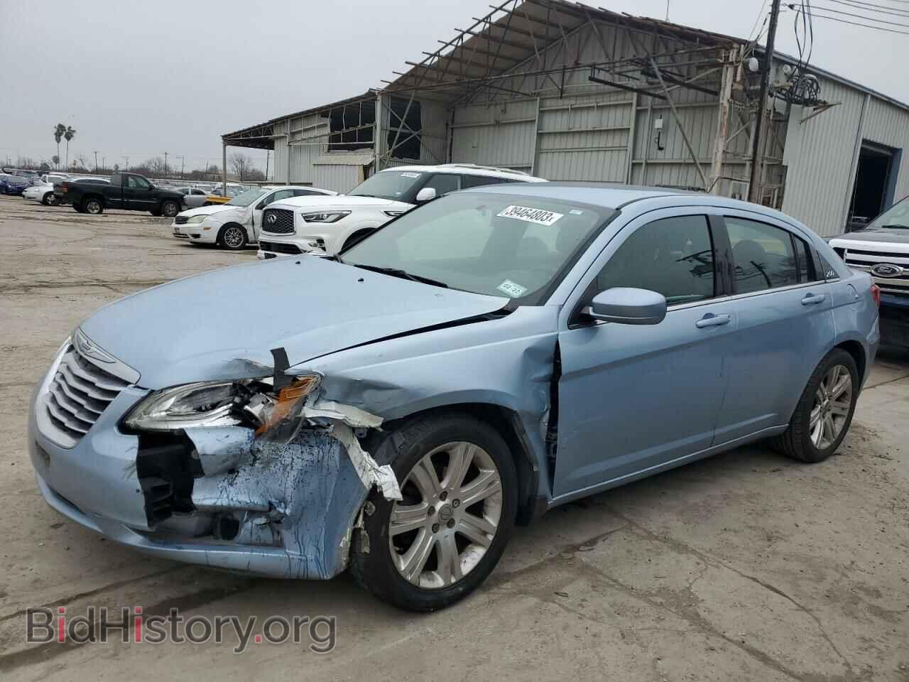 Фотография 1C3CCBBB2DN515755 - CHRYSLER 200 2013