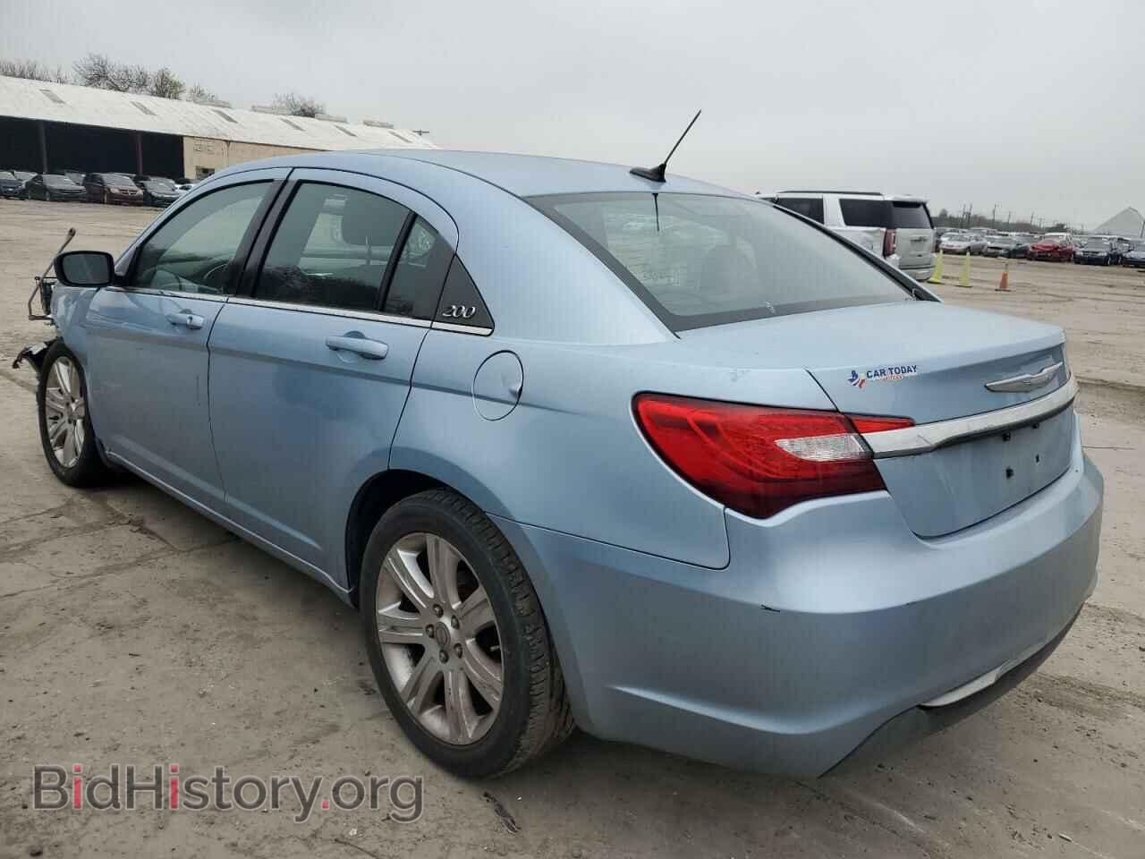 2013 CHRYSLER 200 - VIN: 1C3CCBBB2DN515755 - Photo 2