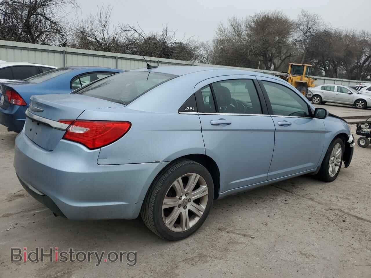 2013 CHRYSLER 200 - VIN: 1C3CCBBB2DN515755 - Photo 3