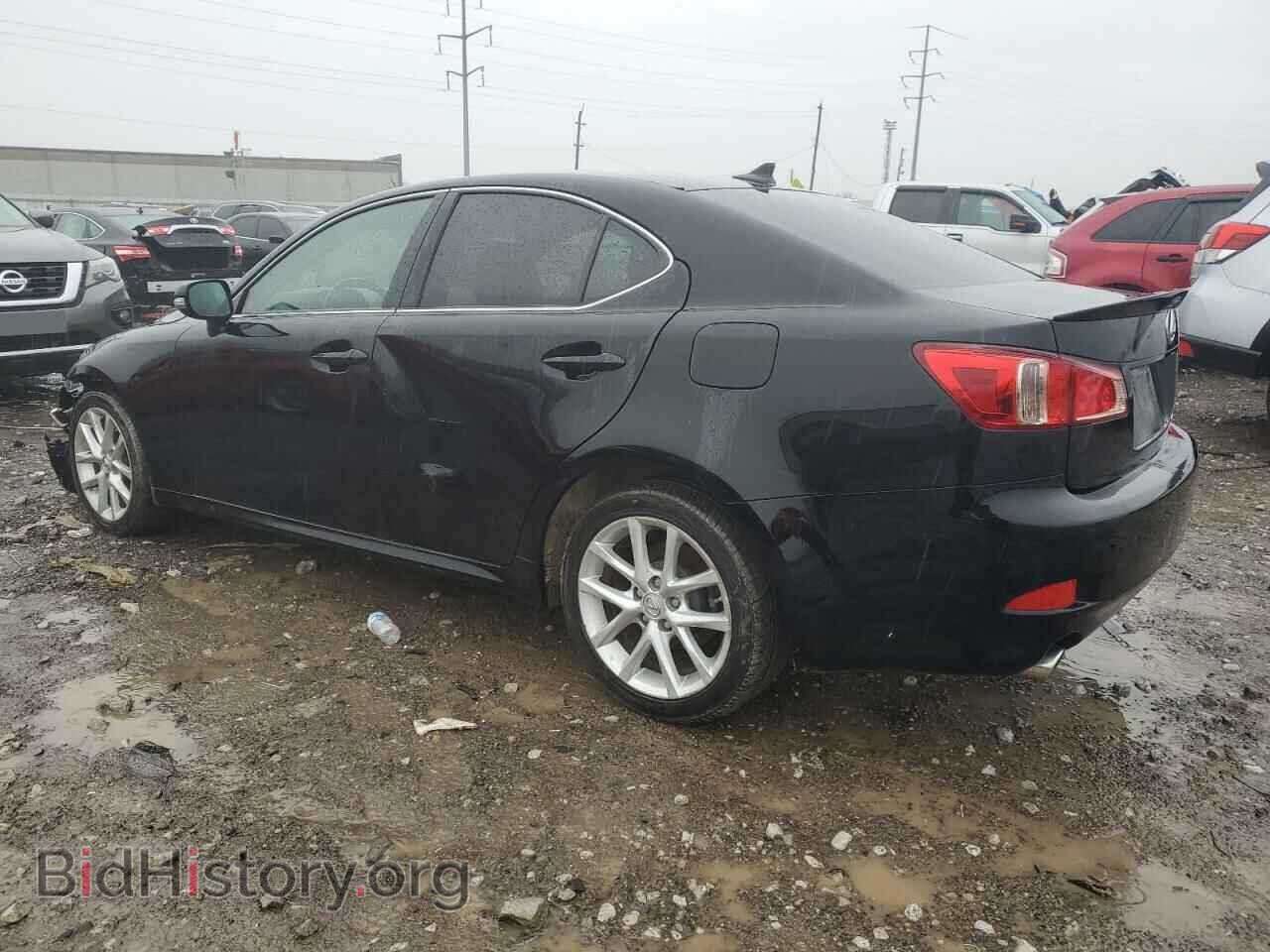 2011 LEXUS IS - VIN: JTHCF5C26B5049505 - Photo 2
