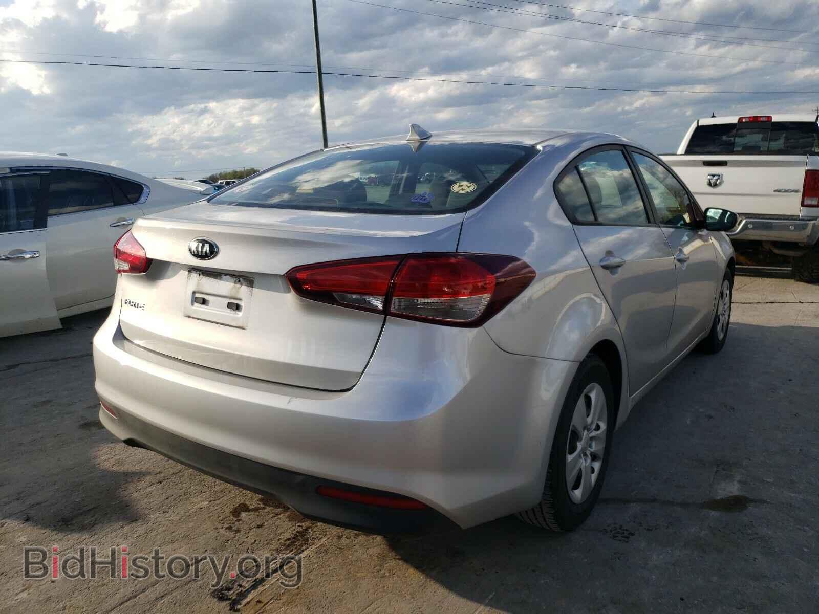 2017 KIA FORTE - VIN: 3KPFK4A77HE099247 - Фото 4