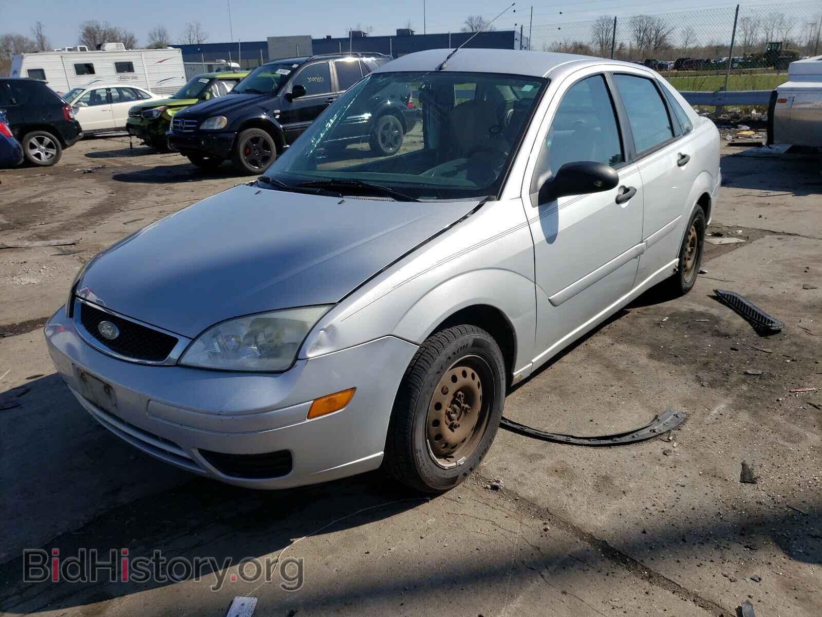 2007 FORD FOCUS - VIN: 1FAFP34N07W249988 - Фото 2
