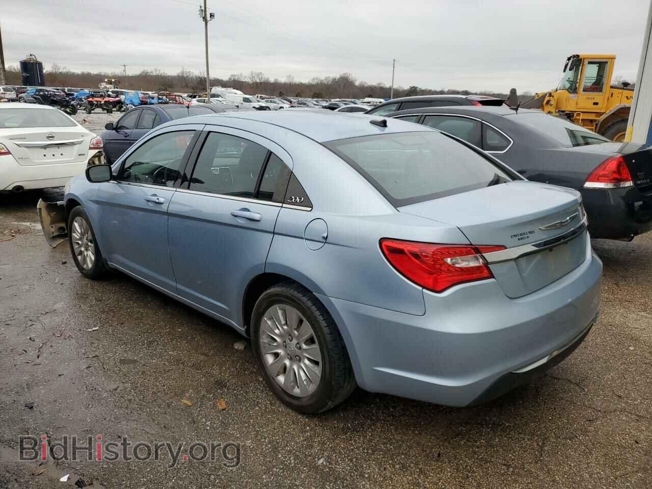 2013 CHRYSLER 200 - VIN: 1C3CCBAB3DN691716 - Фото 2