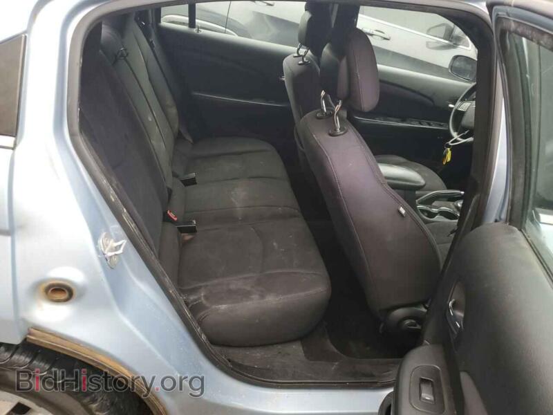 2013 Chrysler 200 (VIN 1C3CCBAB3DN691716) — photo 10 of 13