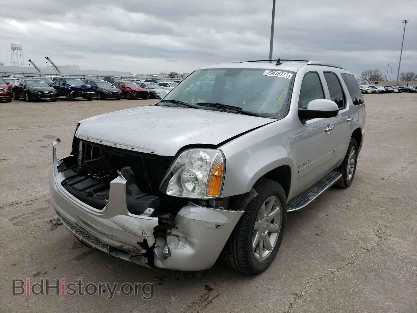 2013 GMC YUKON - VIN: 1GKS2EEFXDR301328 - Фото 2
