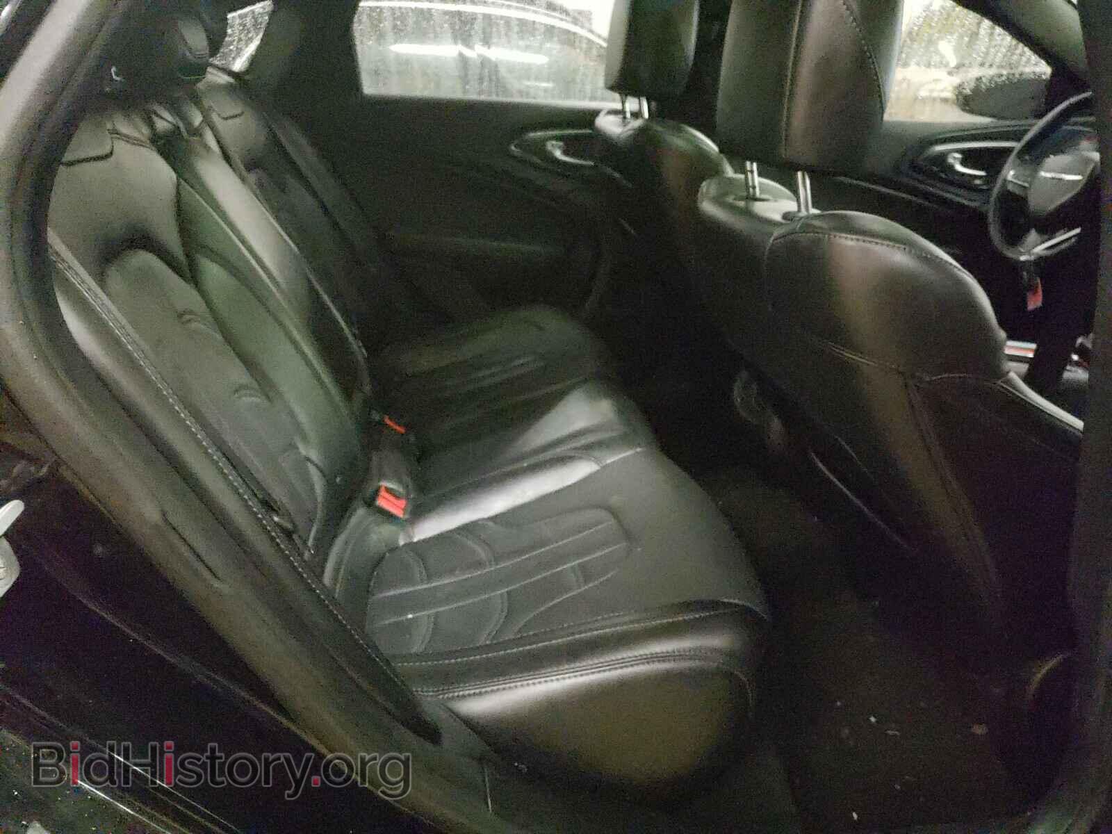 2016 CHRYSLER 200 - VIN: 1C3CCCDG1GN118380 - Фото 6