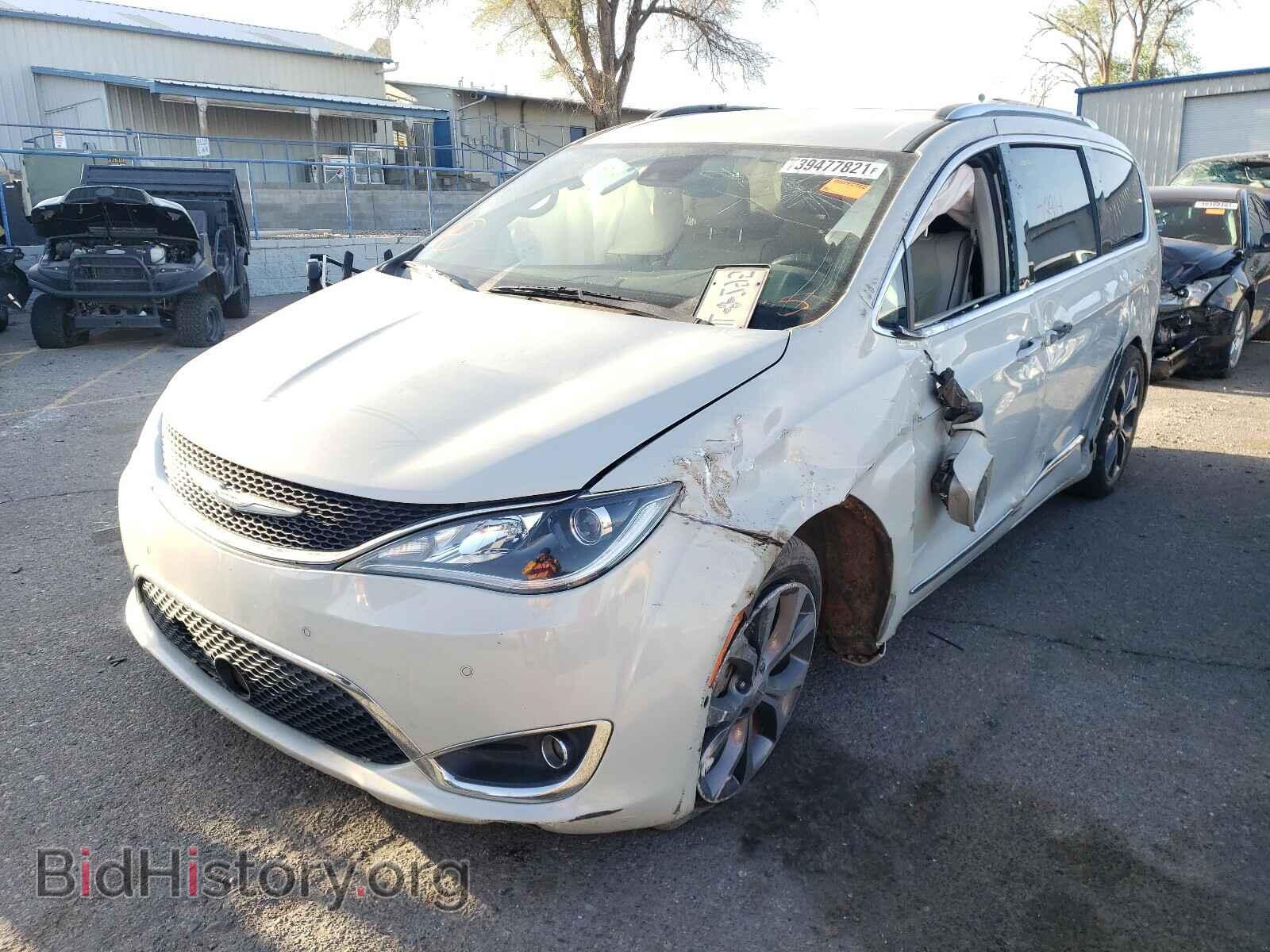 2017 CHRYSLER PACIFICA - VIN: 2C4RC1GG7HR570683 - Photo 2