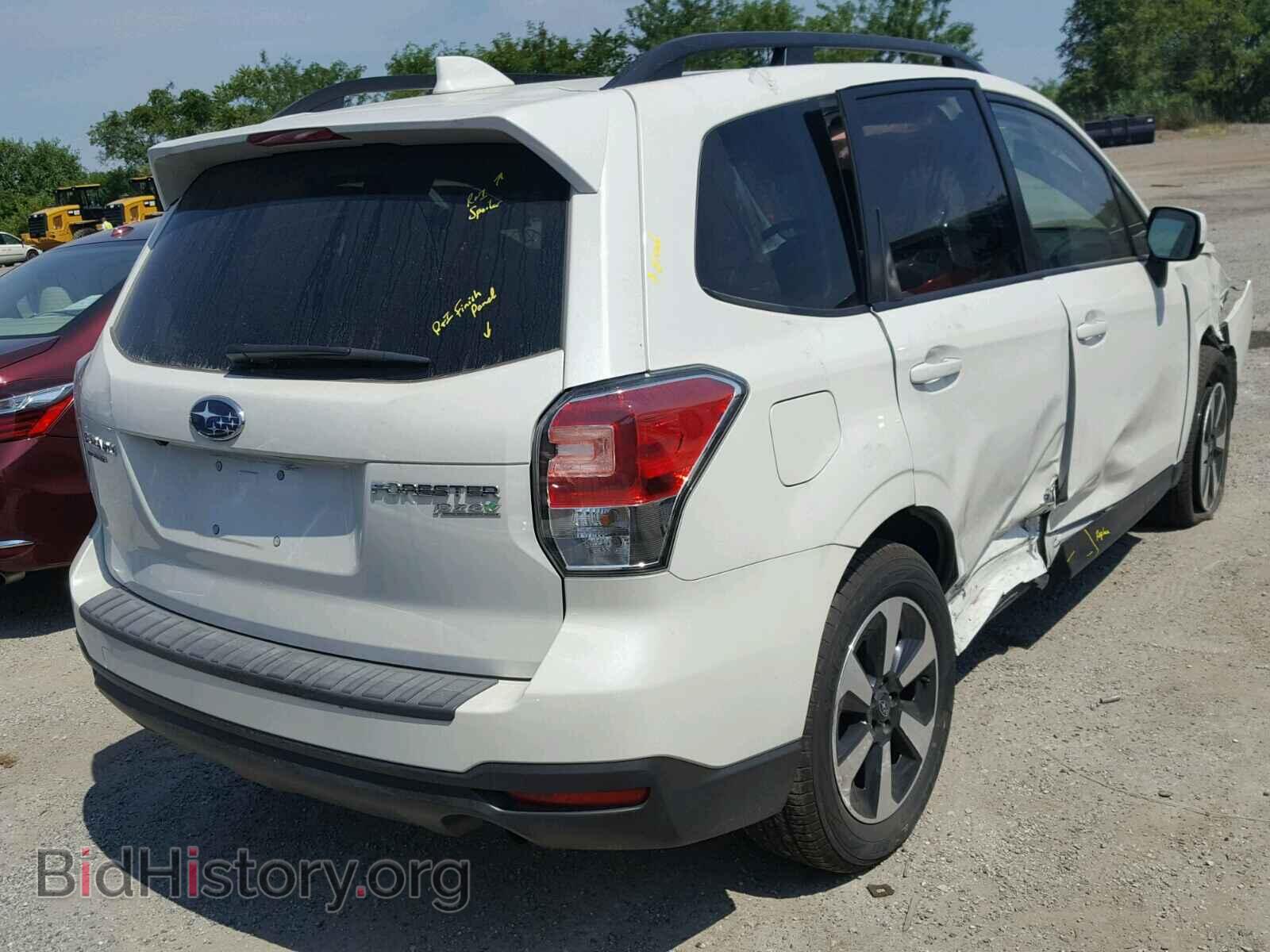 2017 SUBARU FORESTER - VIN: JF2SJAGC4HH556693 - Фото 4