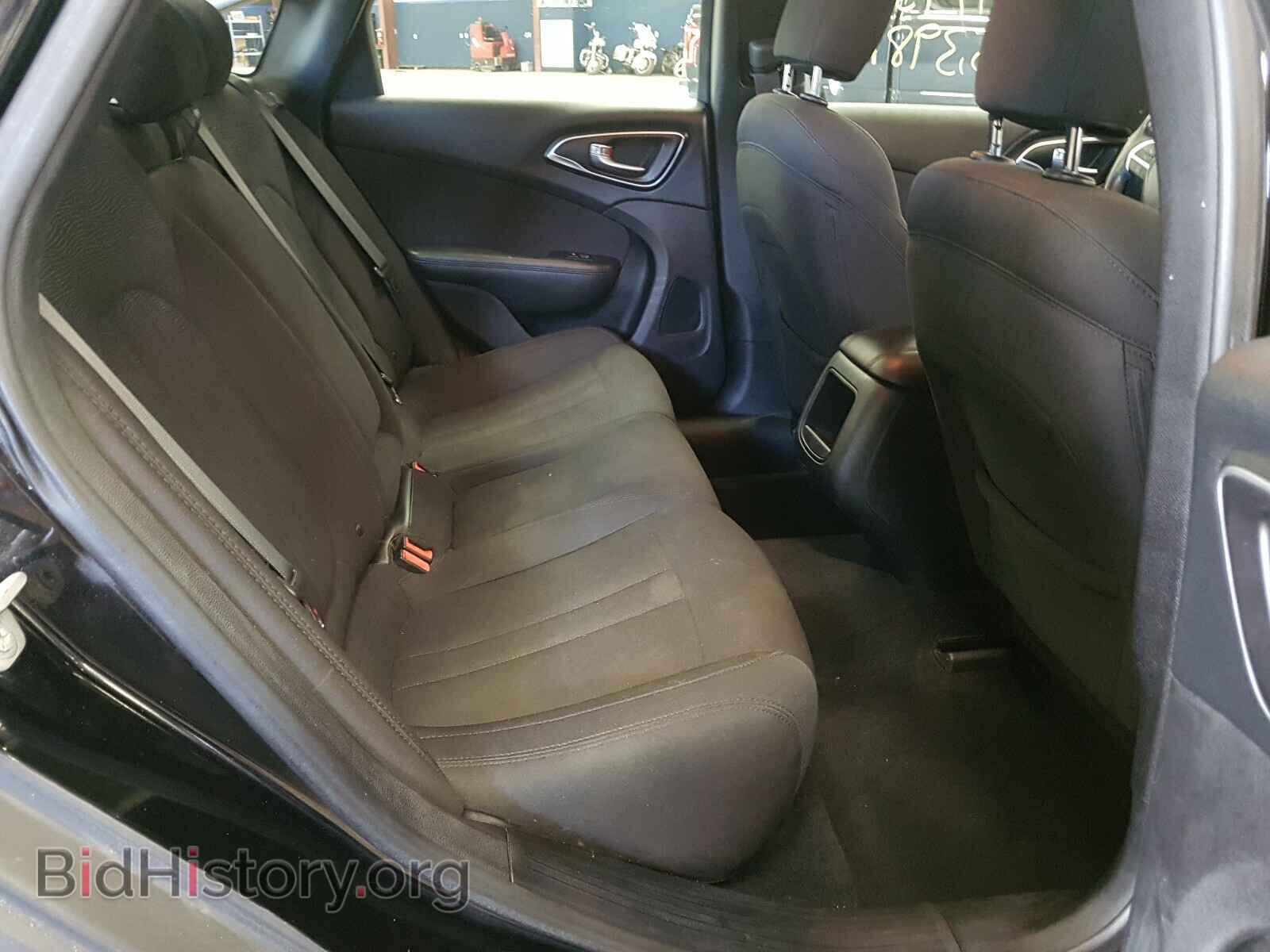 2015 CHRYSLER 200 - VIN: 1C3CCCAB3FN692664 - Фото 6