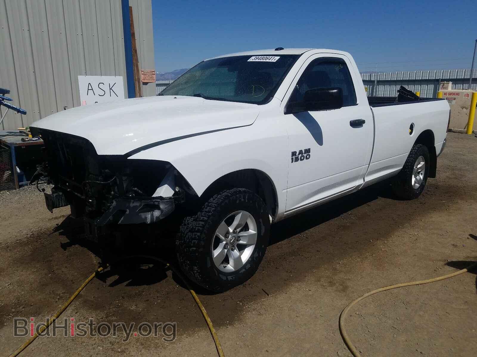 2014 RAM 1500 - VIN: 3C6JR7DG7EG257743 - Photo 2