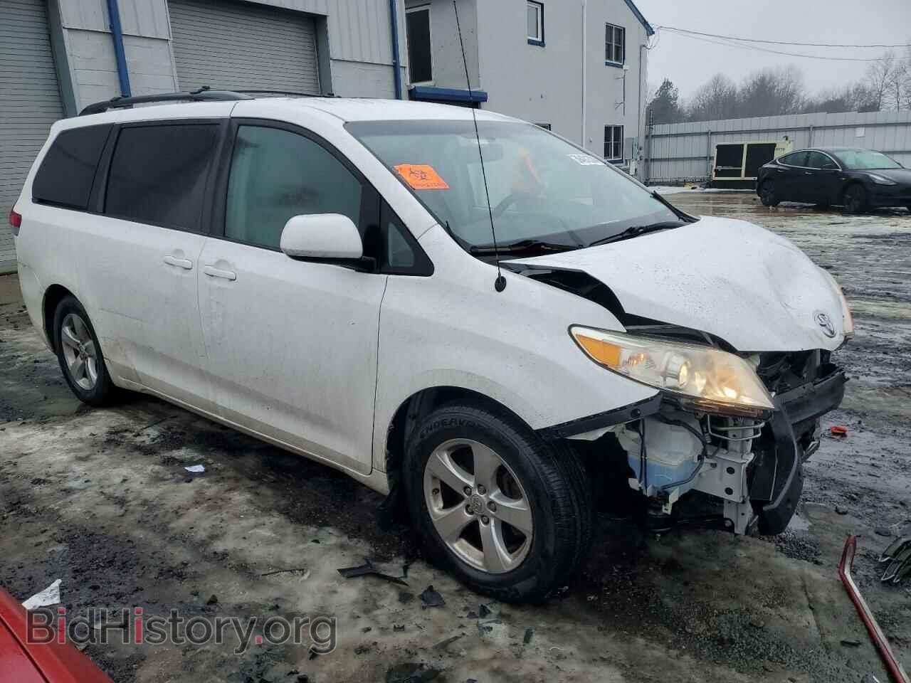 2012 TOYOTA All Models - VIN: 5TDKK3DC2CS267604 - Фото 4