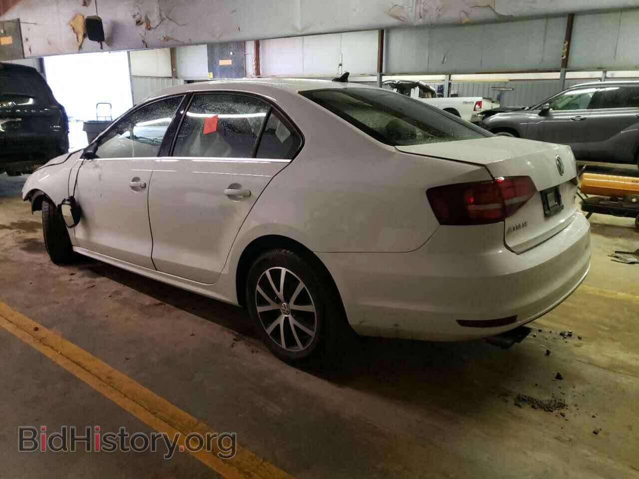 2017 VOLKSWAGEN JETTA - VIN: 3VWDB7AJ3HM370019 - Фото 2