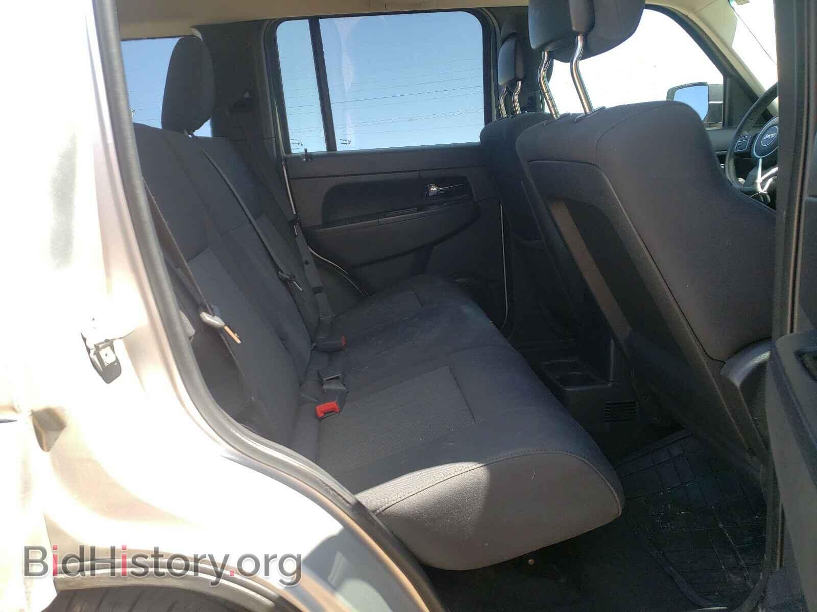 2011 JEEP LIBERTY - VIN: 1J4PN2GK4BW591995 - Фото 6