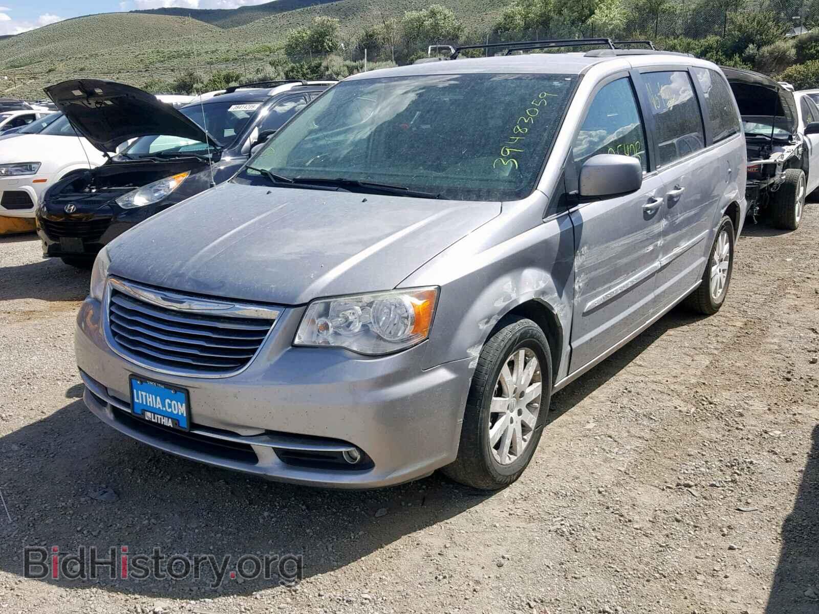 2013 CHRYSLER TOWN & COU - VIN: 2C4RC1BG1DR674961 - Фото 2