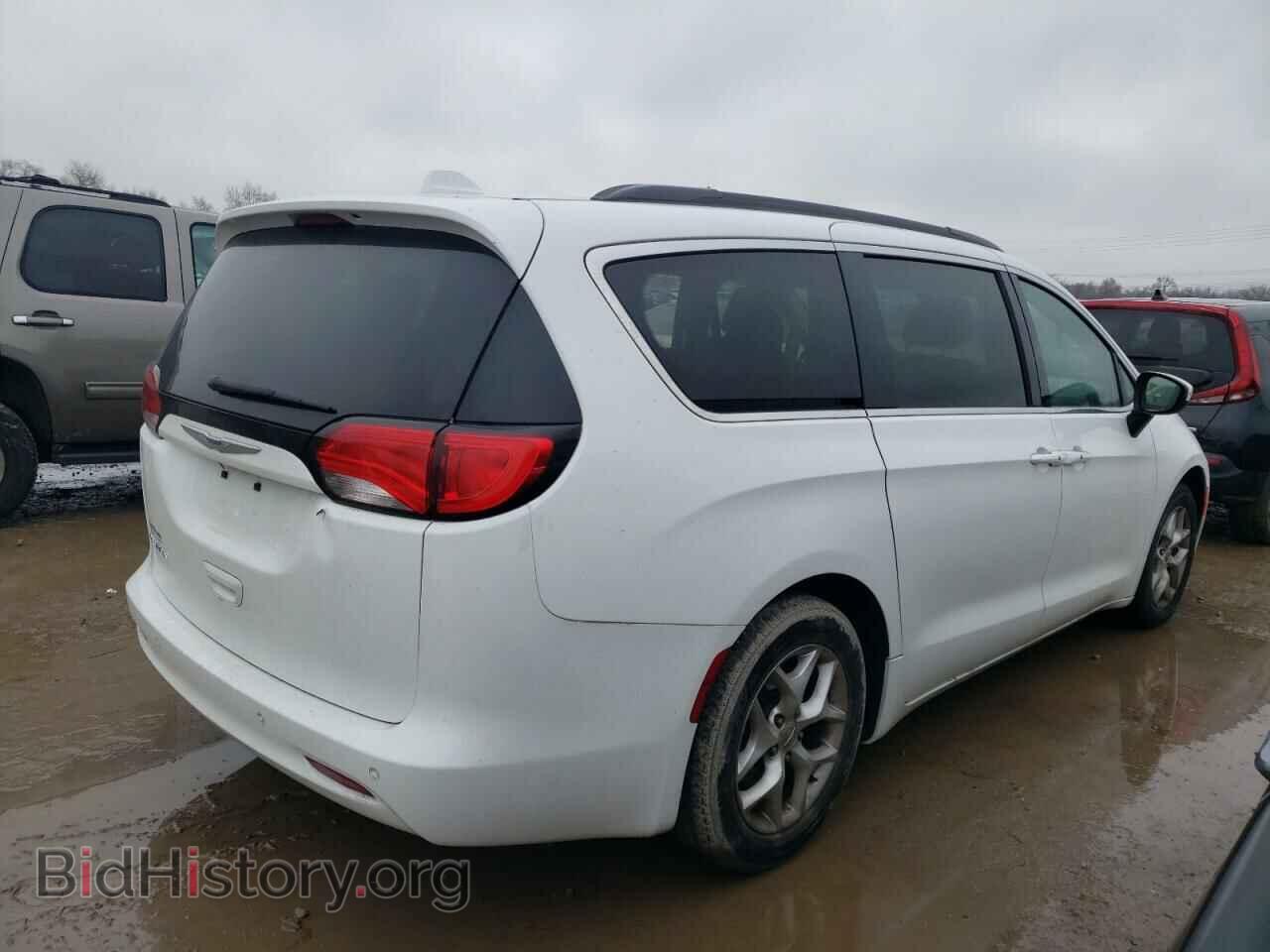 2018 CHRYSLER PACIFICA - VIN: 2C4RC1DG1JR168085 - Photo 3