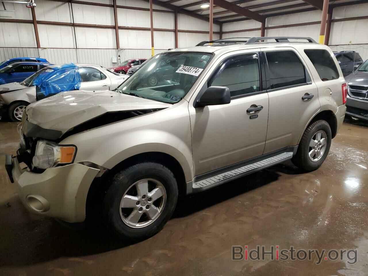 Photo 1FMCU0DG7AKC66710 - FORD ESCAPE 2010