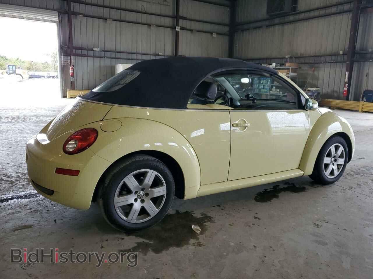 2006 VOLKSWAGEN BEETLE - VIN: 3VWPF31YX6M322098 - Фото 3
