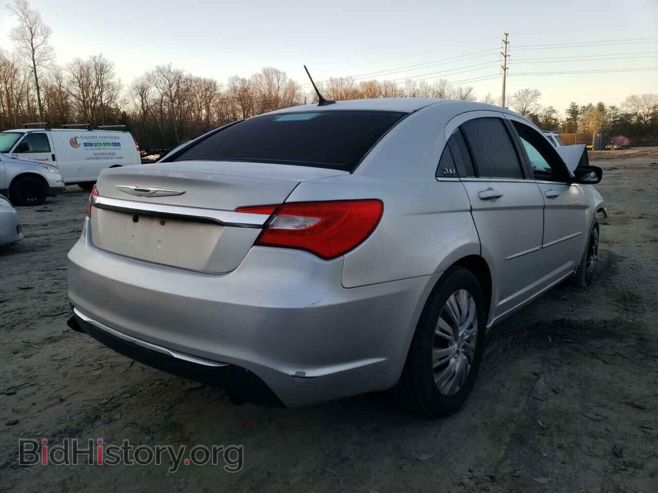 2012 CHRYSLER 200 - VIN: 1C3CCBAB2CN225712 - Фото 4