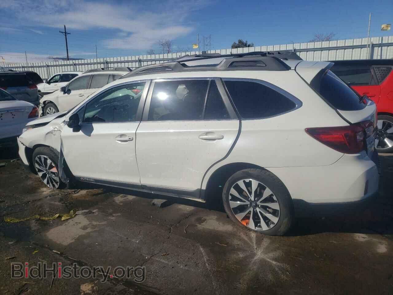 2015 SUBARU OUTBACK - VIN: 4S4BSANC6F3299606 - Фото 2