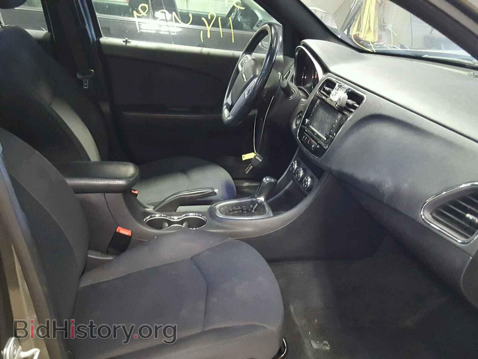 2012 CHRYSLER 200 - VIN: 1C3CCBBB5CN298619 - Фото 5