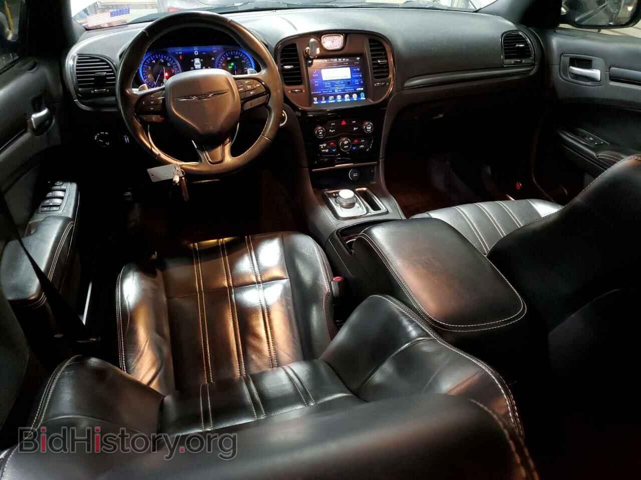 2016 CHRYSLER 300 - VIN: 2C3CCAGG0GH244531 - Фото 8