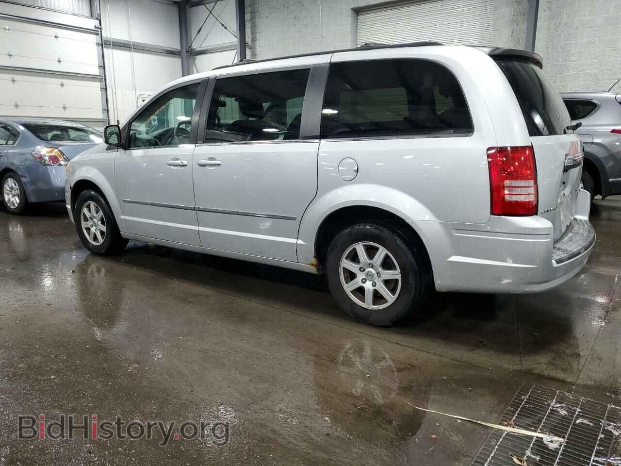 2010 CHRYSLER MINIVAN - VIN: 2A4RR5D14AR188441 - Фото 2