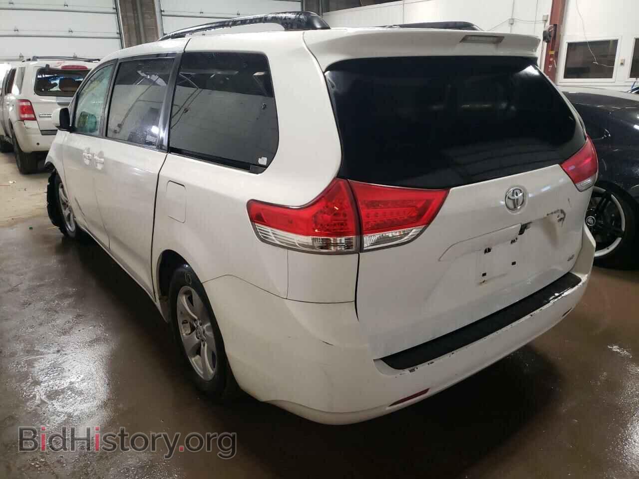 2013 TOYOTA SIENNA - VIN: 5TDKK3DC8DS294971 - Фото 3