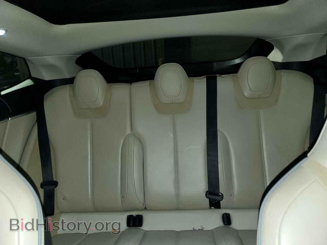 2014 TESLA MODEL S - VIN: 5YJSA1H12EFP52610 - Фото 10