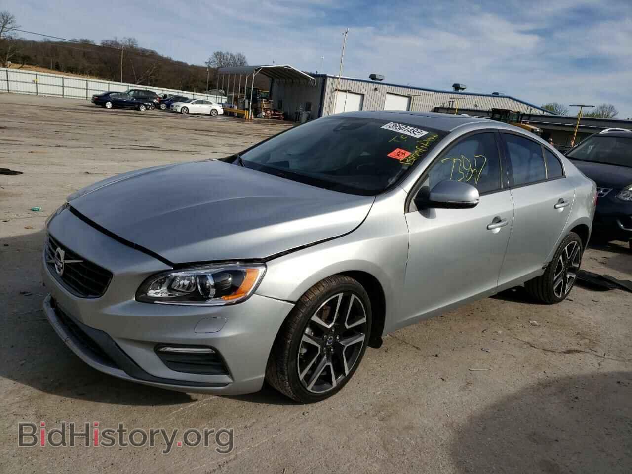 2017 VOLVO S60 - VIN: YV126MFL1H2438794 - Фото 2