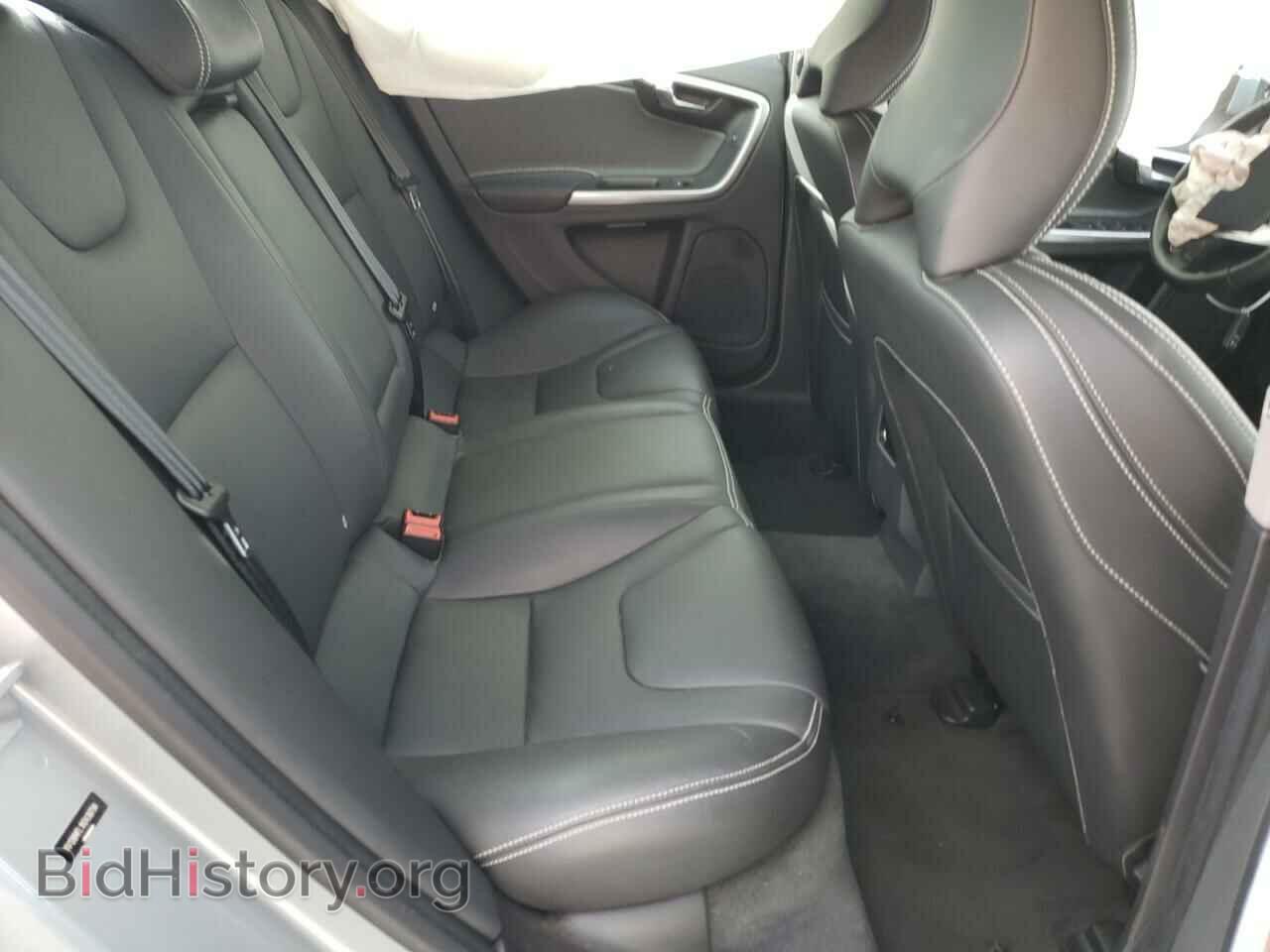 2017 VOLVO S60 - VIN: YV126MFL1H2438794 - Фото 6