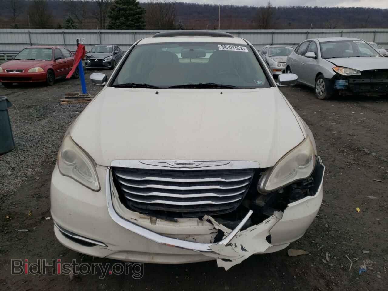 2011 CHRYSLER 200 - VIN: 1C3BC2FG9BN520062 - Фото 5