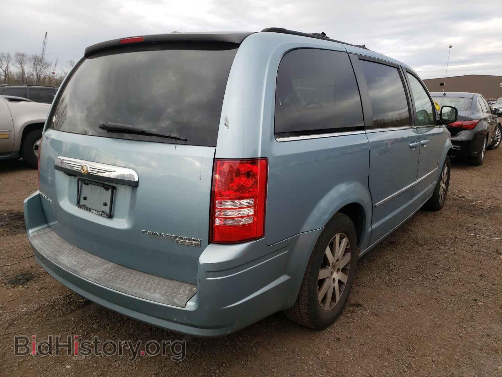 2009 CHRYSLER MINIVAN - VIN: 2A8HR54119R629867 - Фото 4