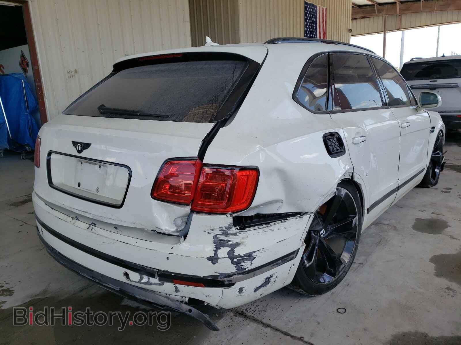 2017 BENTLEY ALL MODELS - VIN: SJAAC2ZVXHC013050 - Фото 4